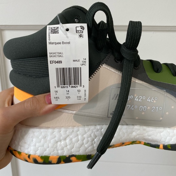 Adidas Men's Marquee Boost Low Basketball Shoe Size 14 1/2 - Picture 14 of 15